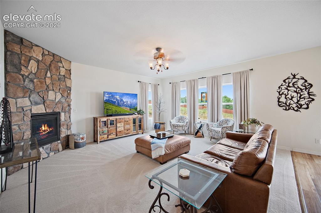 Image 9 of 50: Family Room