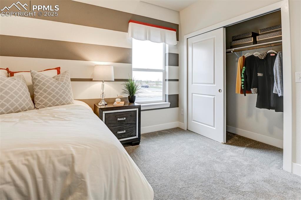 Image 9 of 31: Bedroom