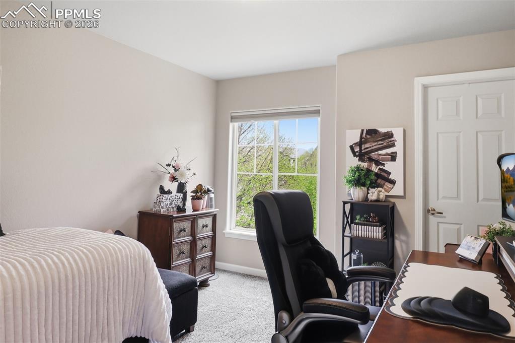 Image 16 of 32: 2nd bedroom offers private access to the 2nd bathroom