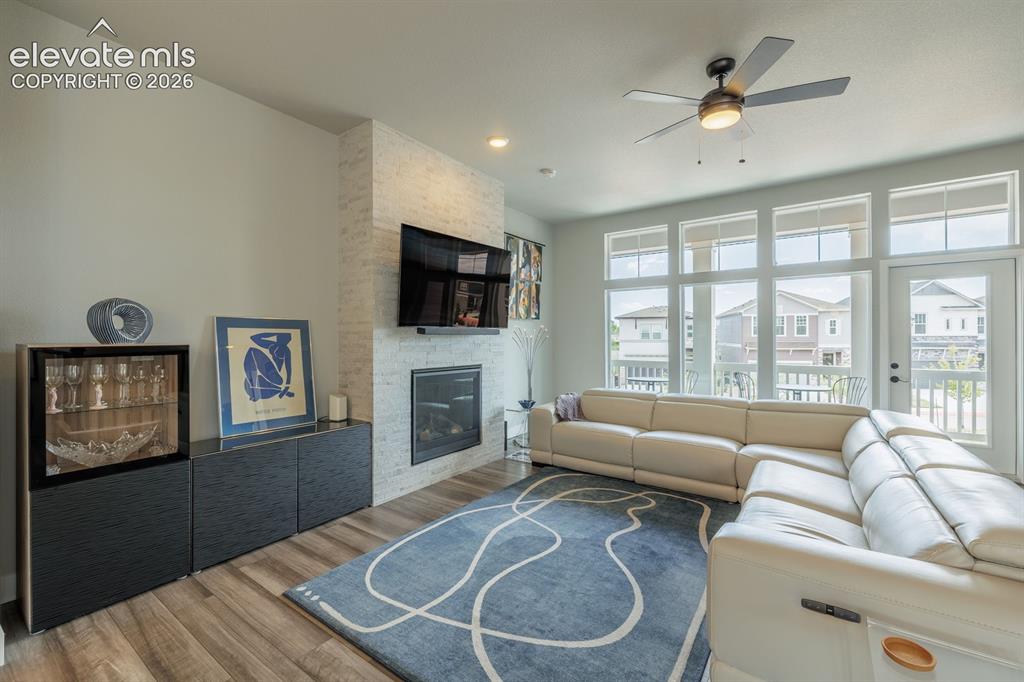 Image 11 of 47: Living Room