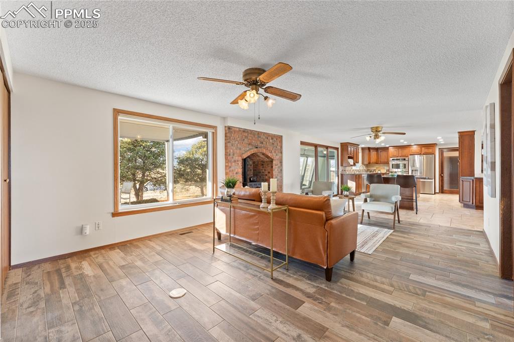 Image 10 of 46: Living Room