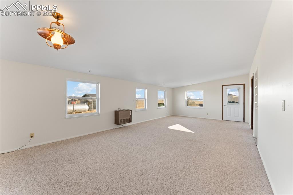 Image 22 of 46: Bonus Room