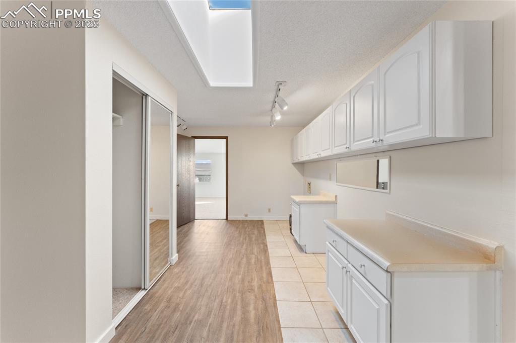 Image 26 of 46: Laundry