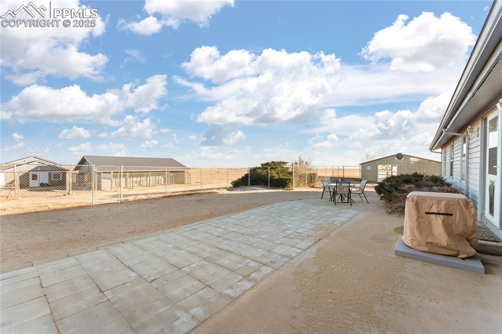 Image 30 of 46: Patio