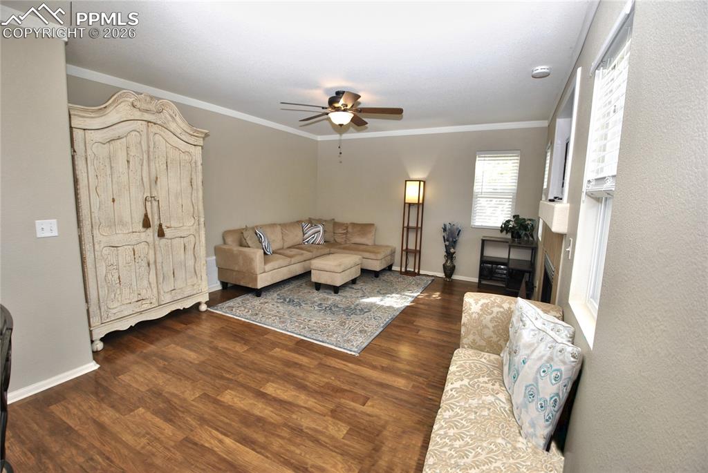 Image 2 of 29: Living Room