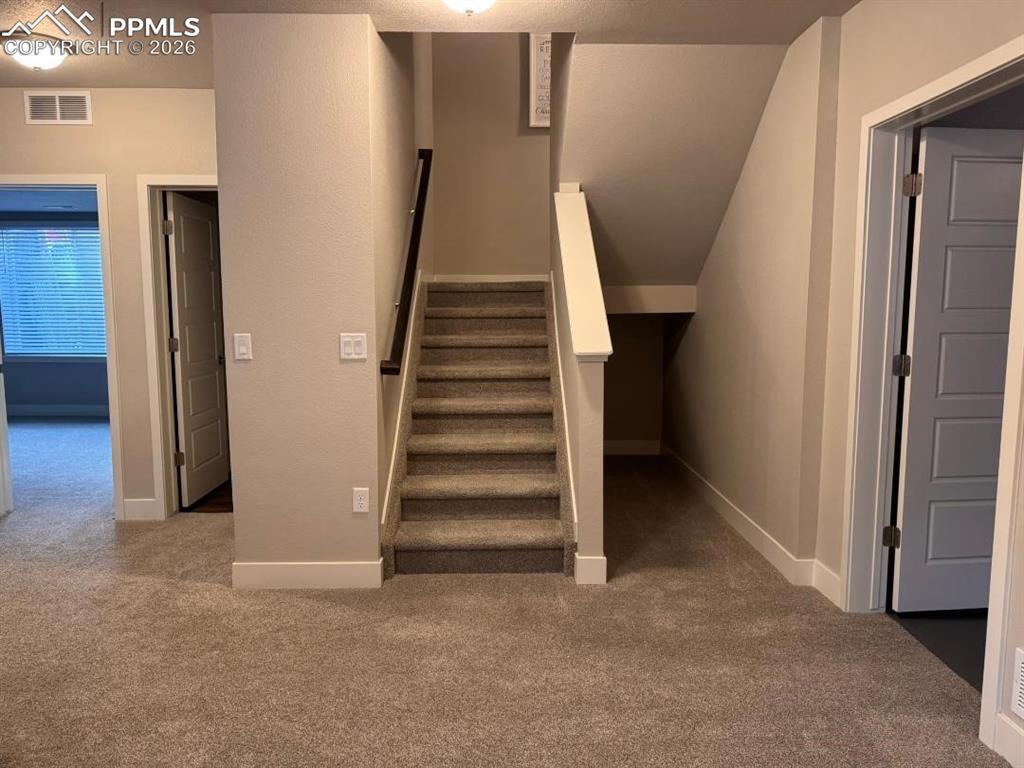 Image 30 of 42: Office