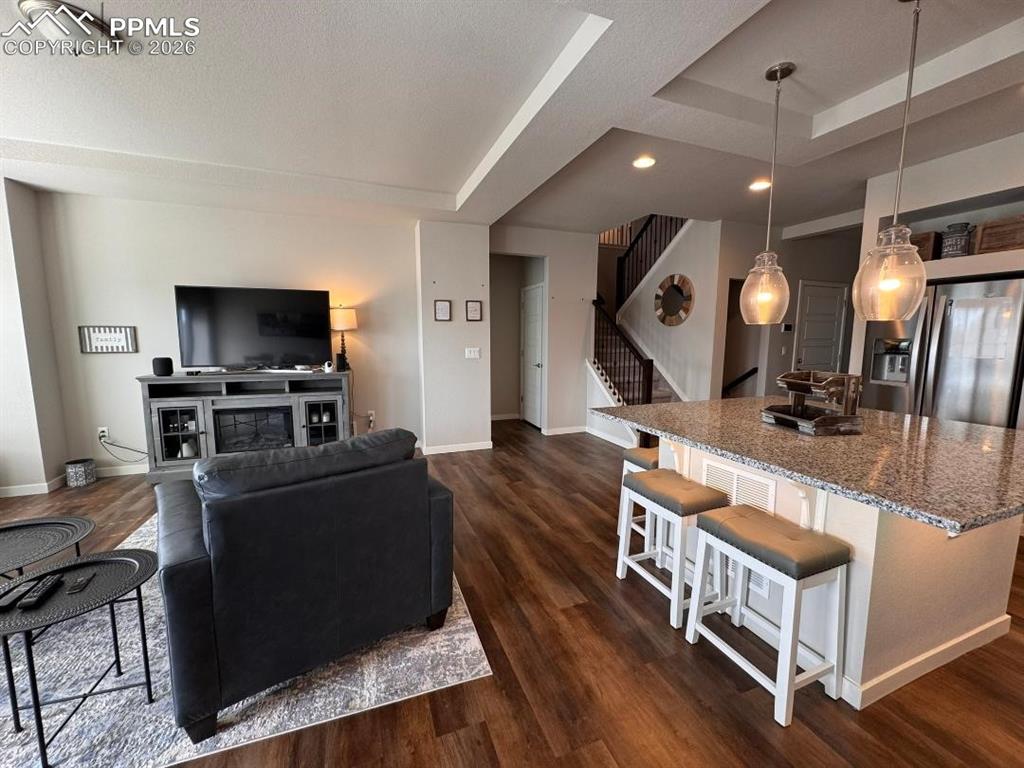 Image 8 of 42: Kitchen