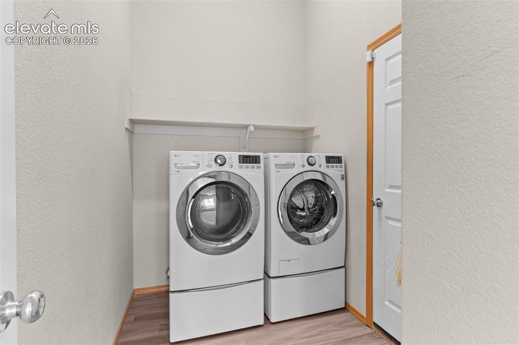 Image 12 of 28: Laundry