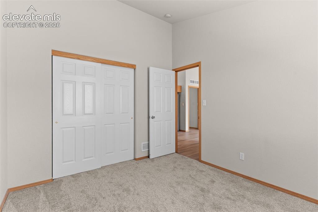 Image 16 of 28: Bedroom