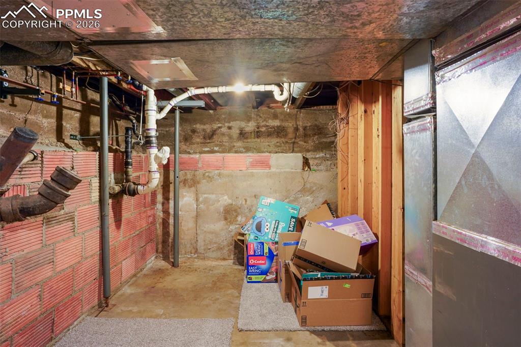 Image 22 of 36: Basement