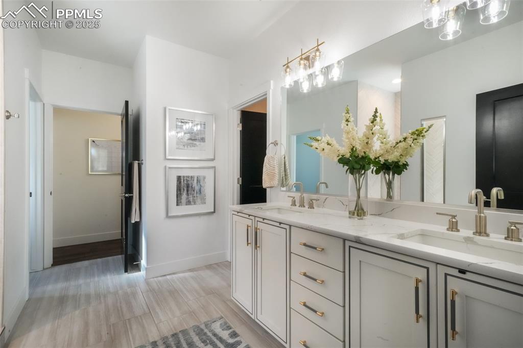 Image 22 of 50: Master Bathroom