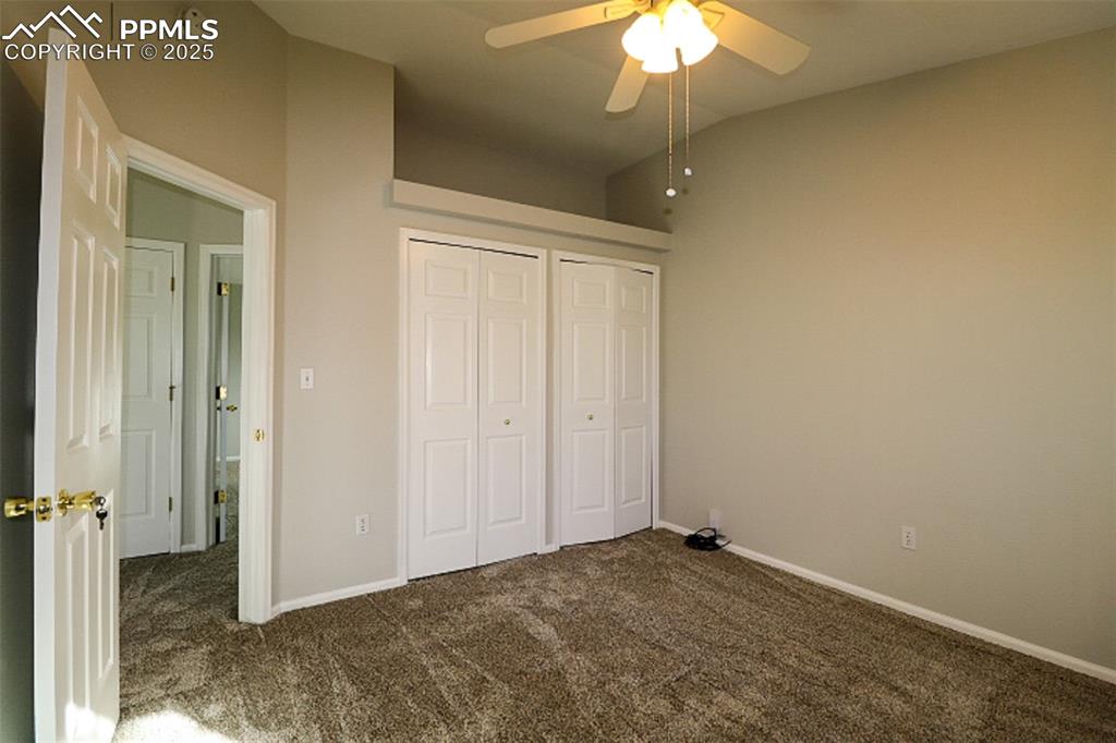 Image 26 of 39: Bedroom