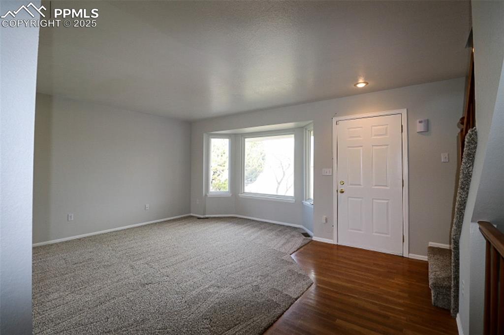 Image 4 of 39: Entry