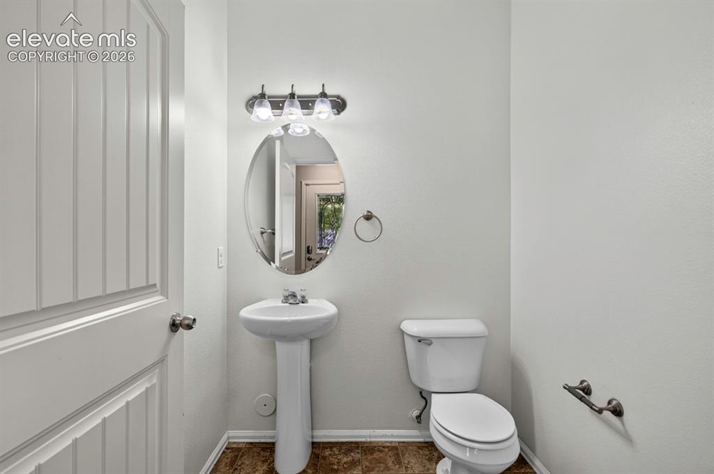 Image 11 of 22: Bathroom