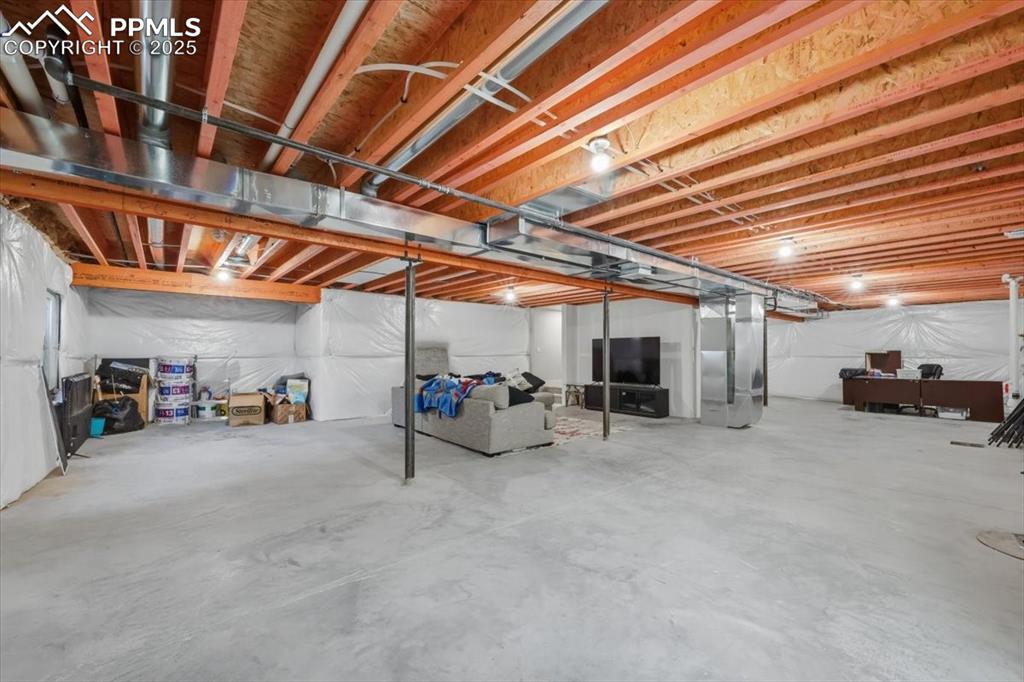 Image 29 of 39: Basement