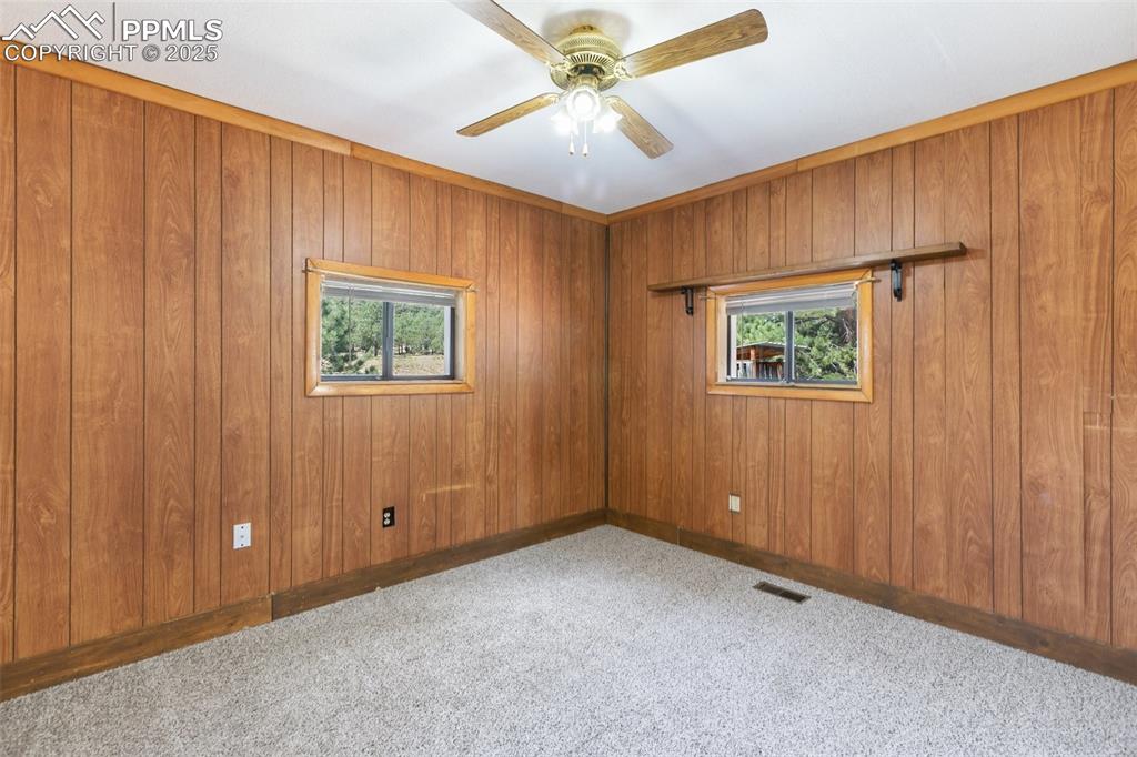 Image 16 of 41: Wake up to abundant sunlight and head outside for all your mountain adventu