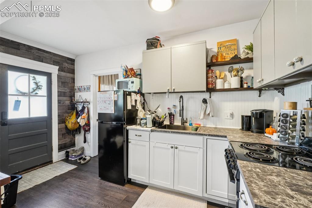 Image 40 of 49: UNIT 1- GROUND FLOOR