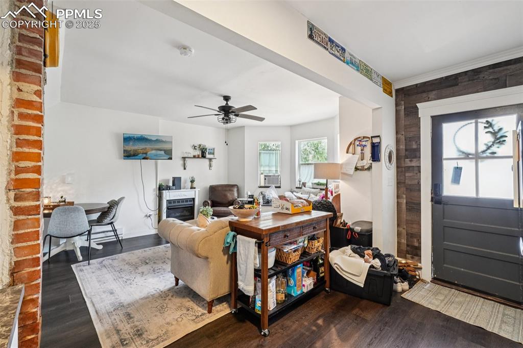 Image 47 of 49: UNIT 1- GROUND FLOOR