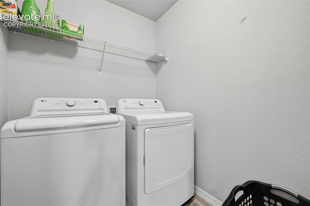 Image 33 of 37: Laundry