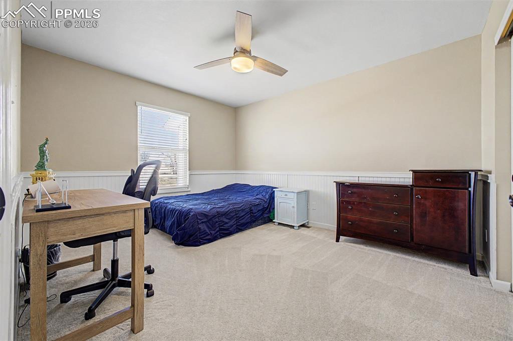 Image 17 of 48: Bedroom