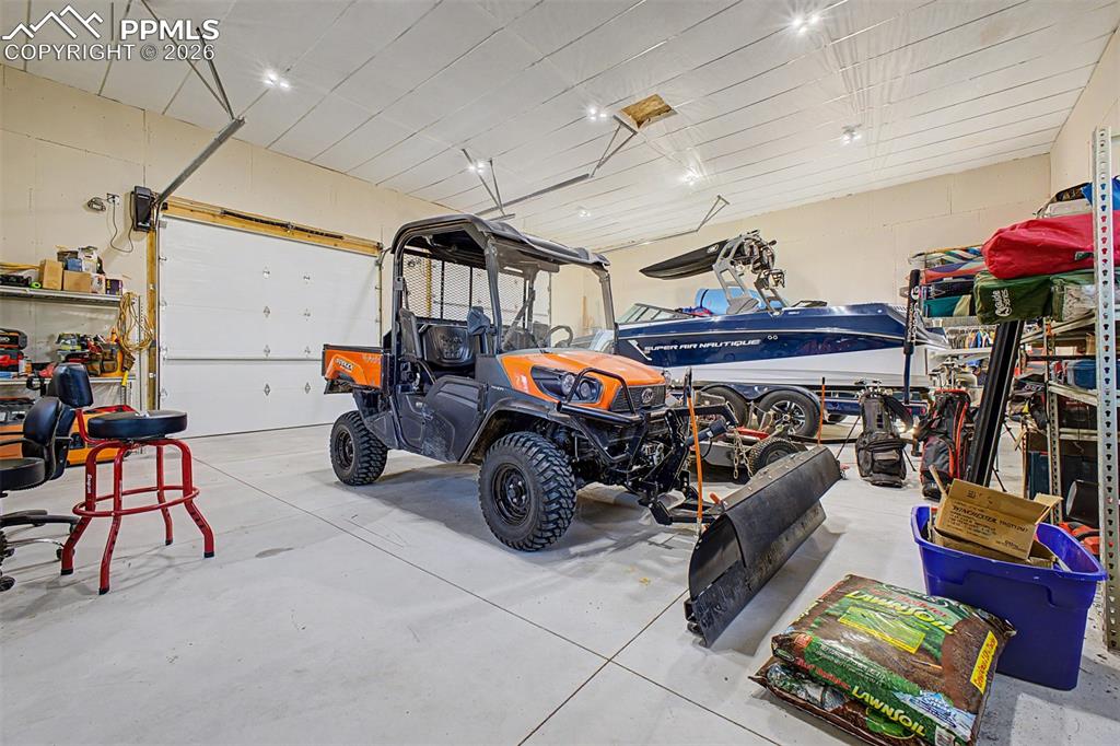 Image 32 of 48: Perfect for all your toys and hobbies