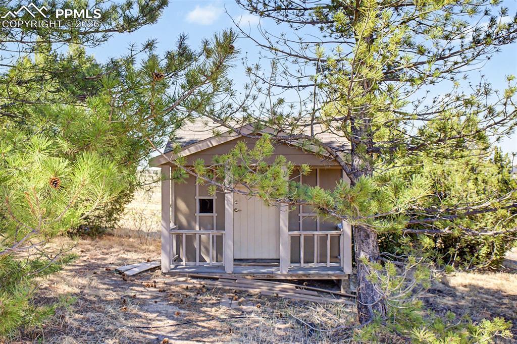 Image 36 of 48: Playhouse