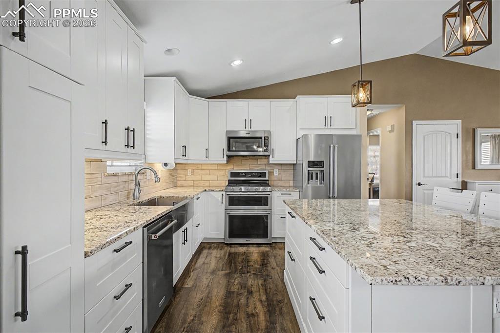 Image 9 of 48: Kitchen