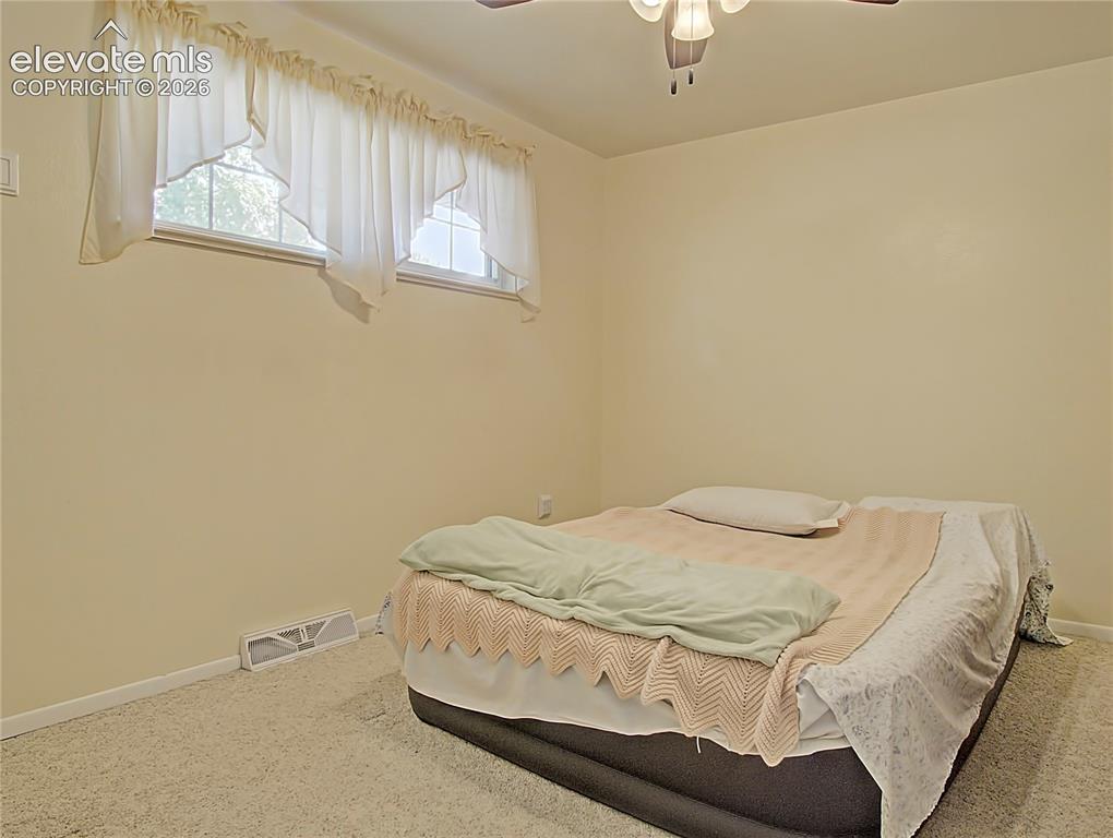 Image 12 of 27: Bedroom