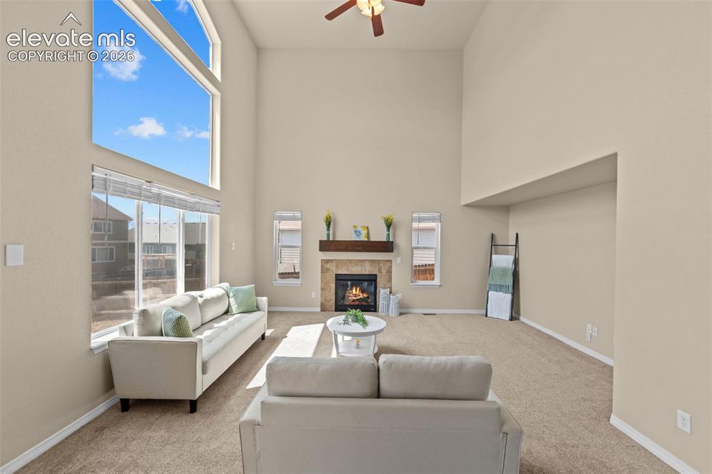 Image 11 of 44: Living Room