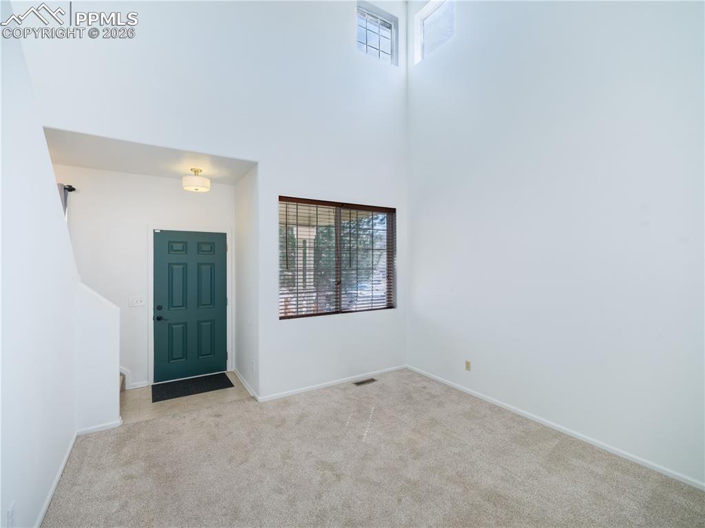 Image 5 of 28: Living Room