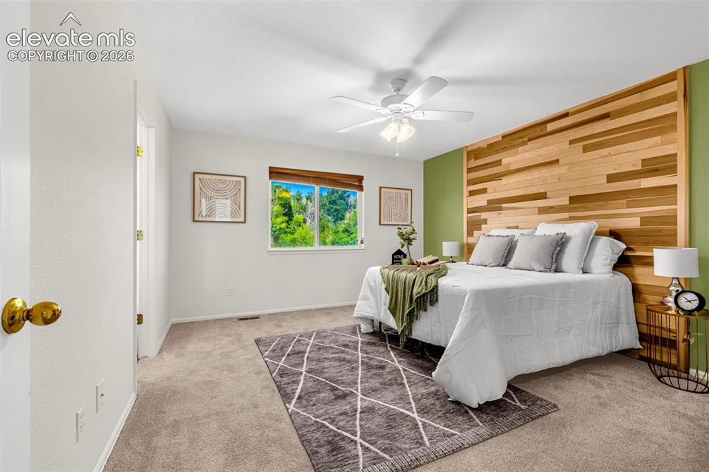 Image 10 of 46: Bedroom
