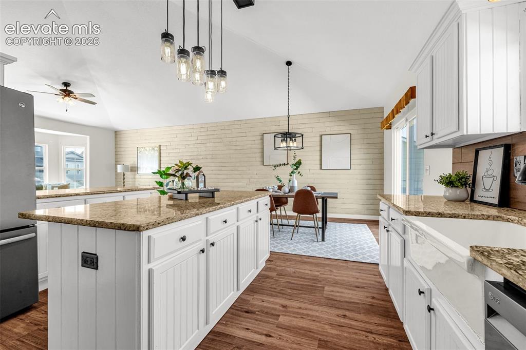 Image 8 of 46: Kitchen