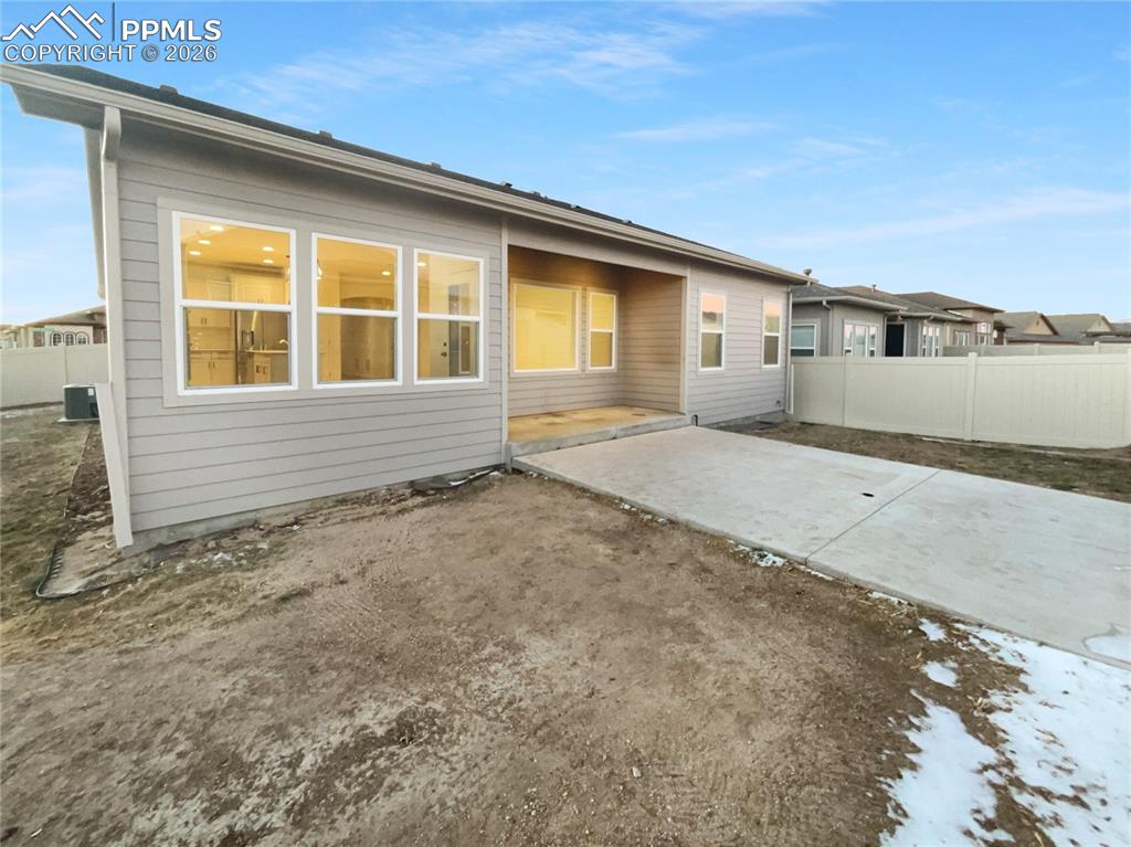 Image 5 of 22: No Description Available