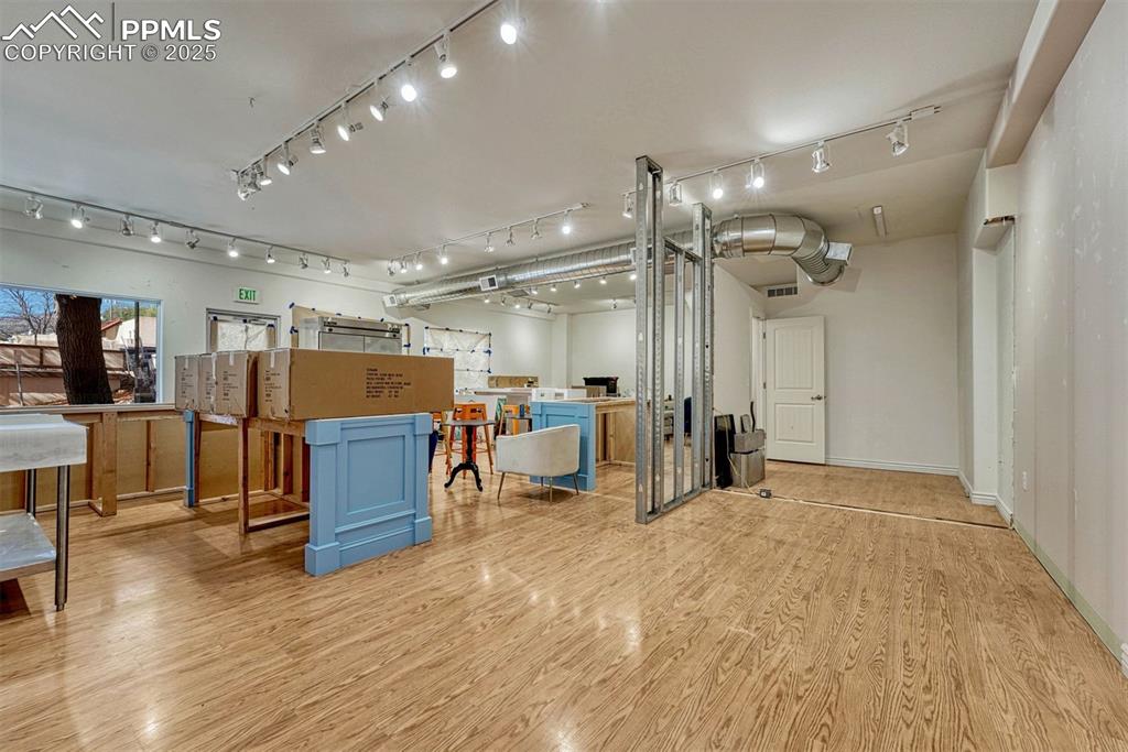 Image 10 of 50: 2nd Retail Space