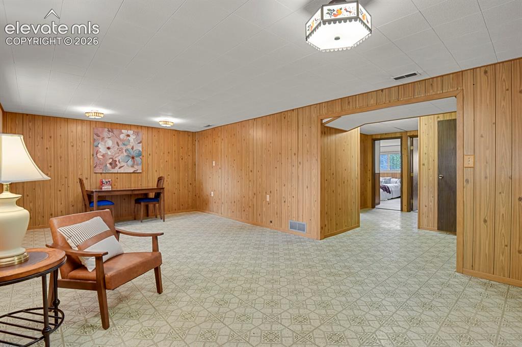 Image 32 of 48: Basement Rec Room