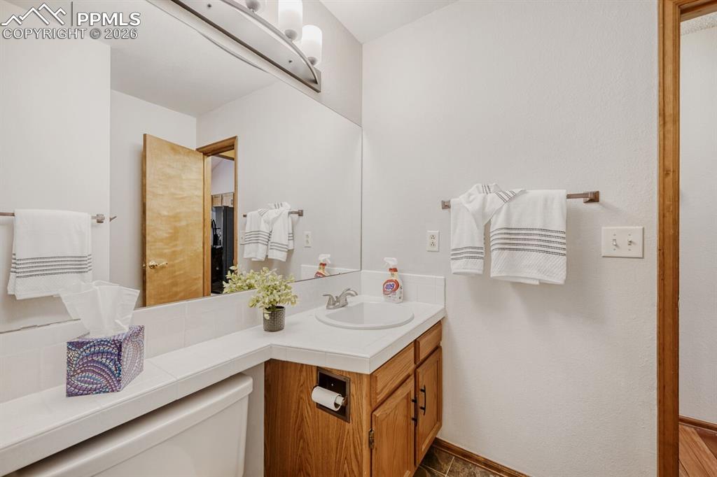 Image 25 of 34: Bathroom with vanity