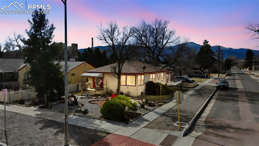 Image 2 of 23: Back of Structure