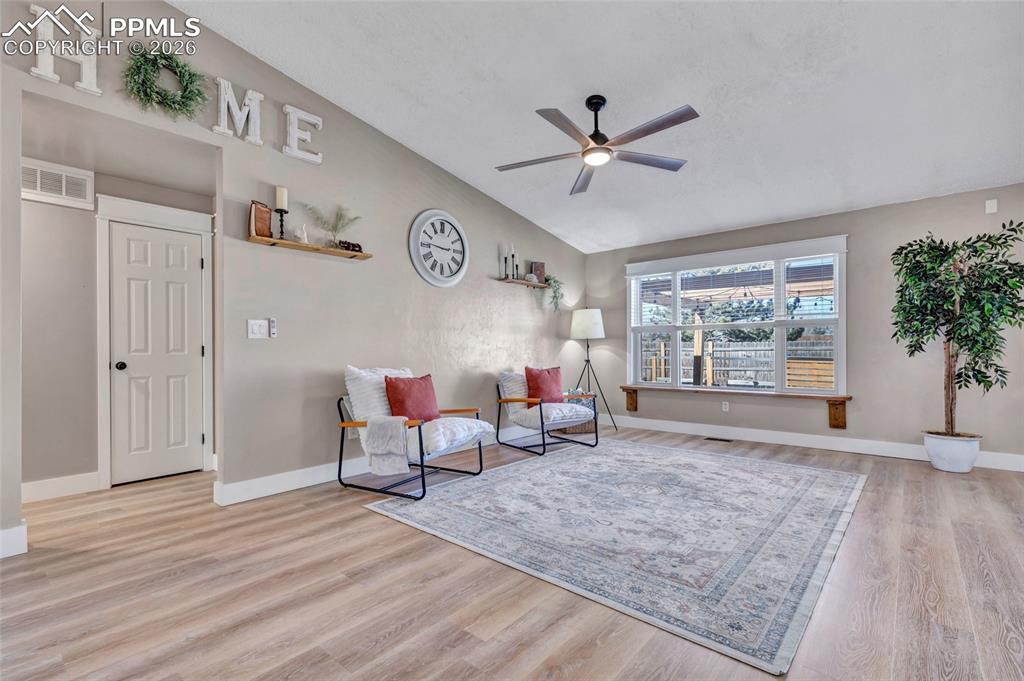 Image 12 of 26: Sitting Room