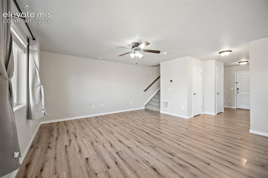 Image 11 of 41: Living Room