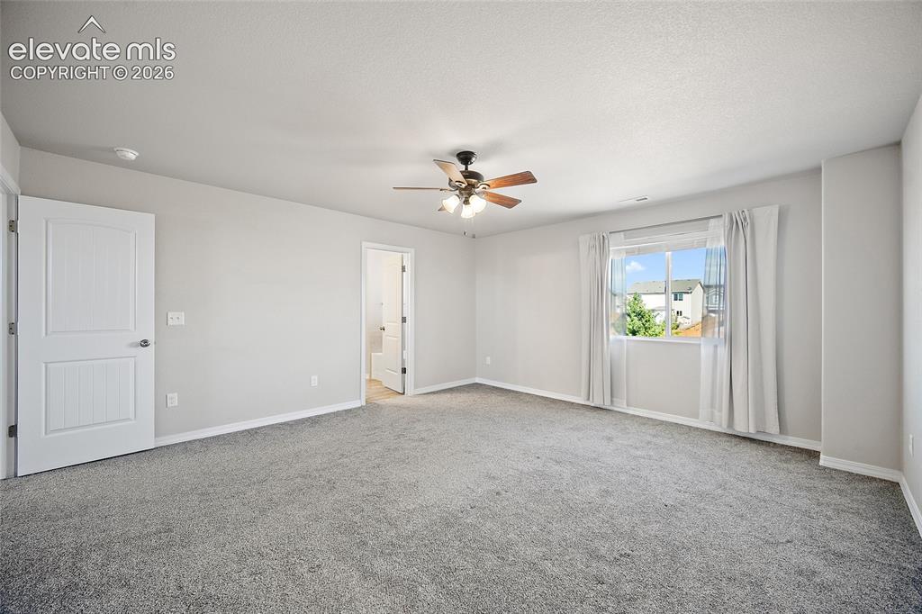 Image 19 of 41: Bedroom