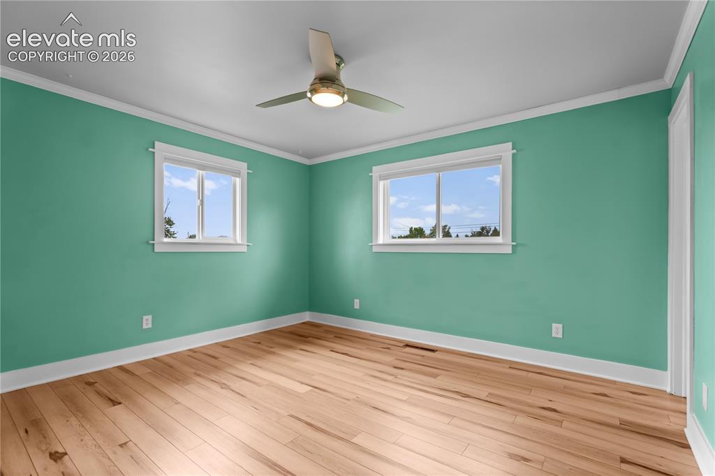 Image 16 of 31: Master Bedroom