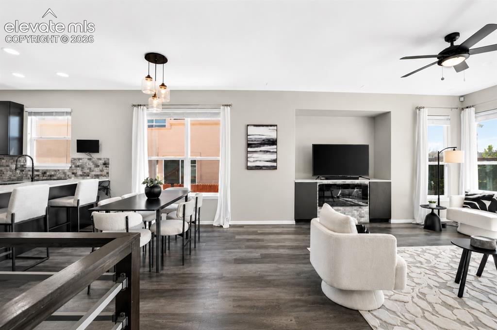 Image 11 of 34: Living Room