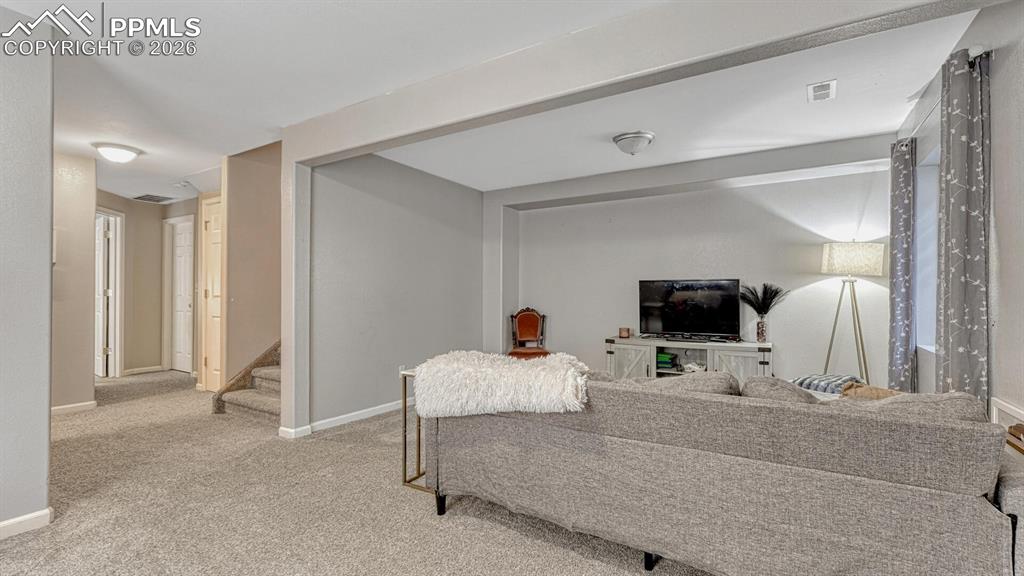 Image 31 of 40: Recreation Room