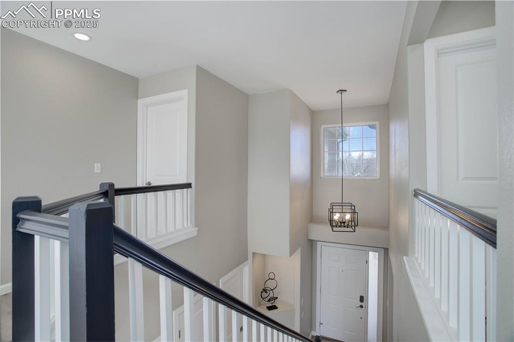 Image 13 of 31: Upstairs landing