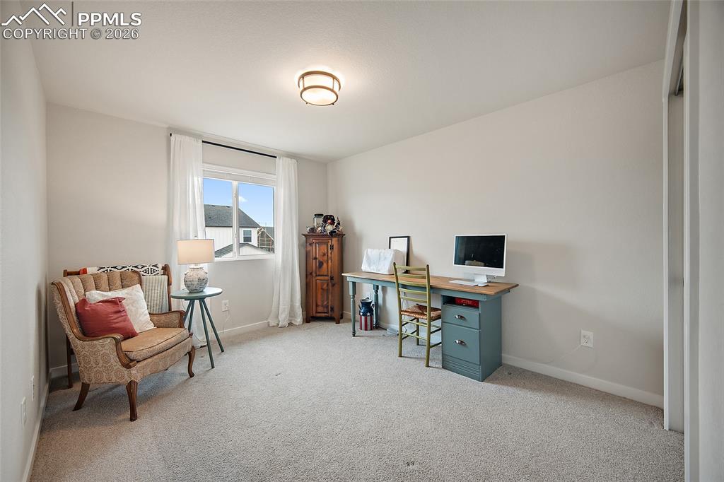 Image 16 of 43: Office