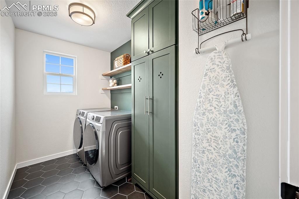 Image 19 of 43: Laundry