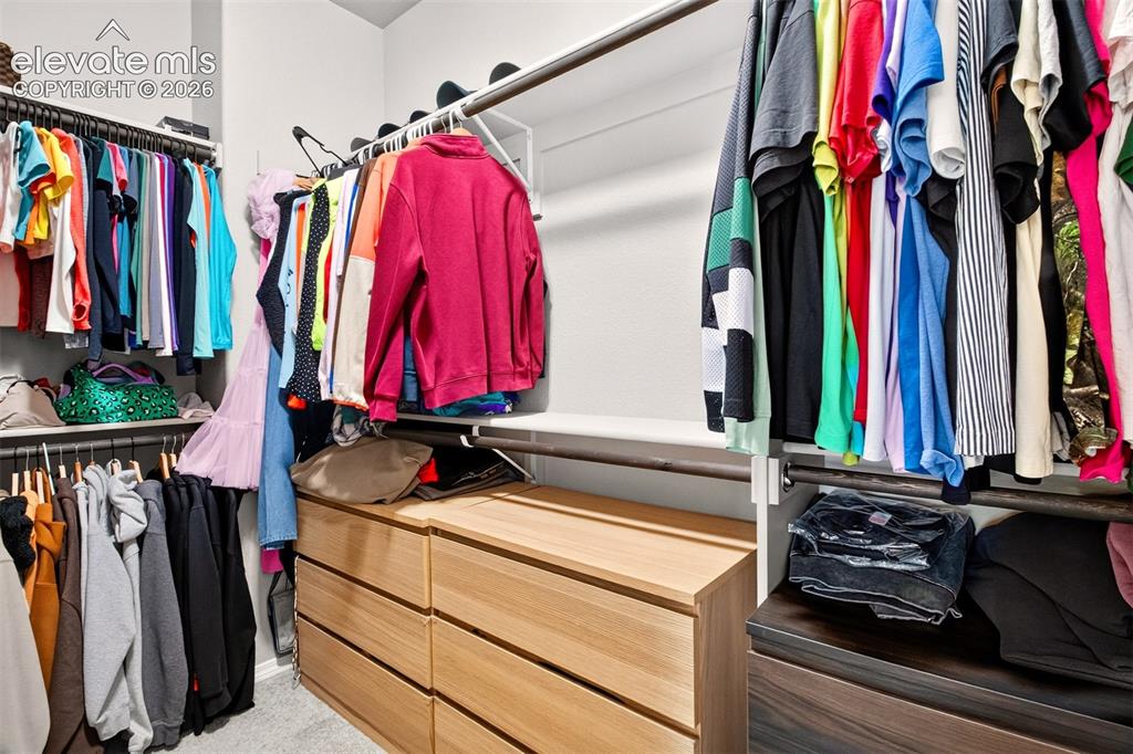 Image 16 of 40: Closet