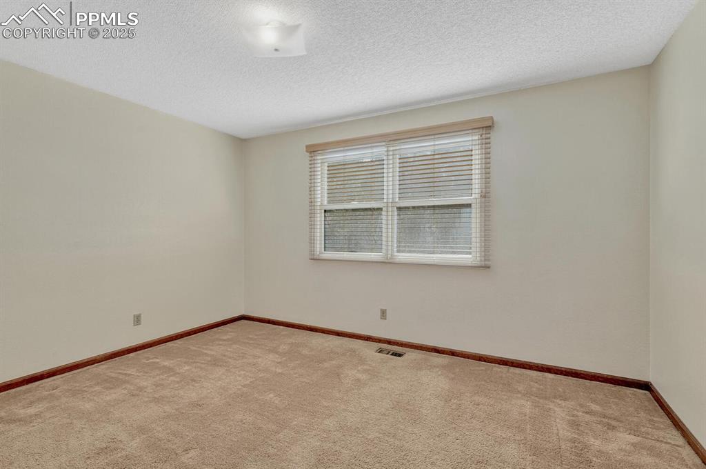 Image 28 of 48: Bedroom