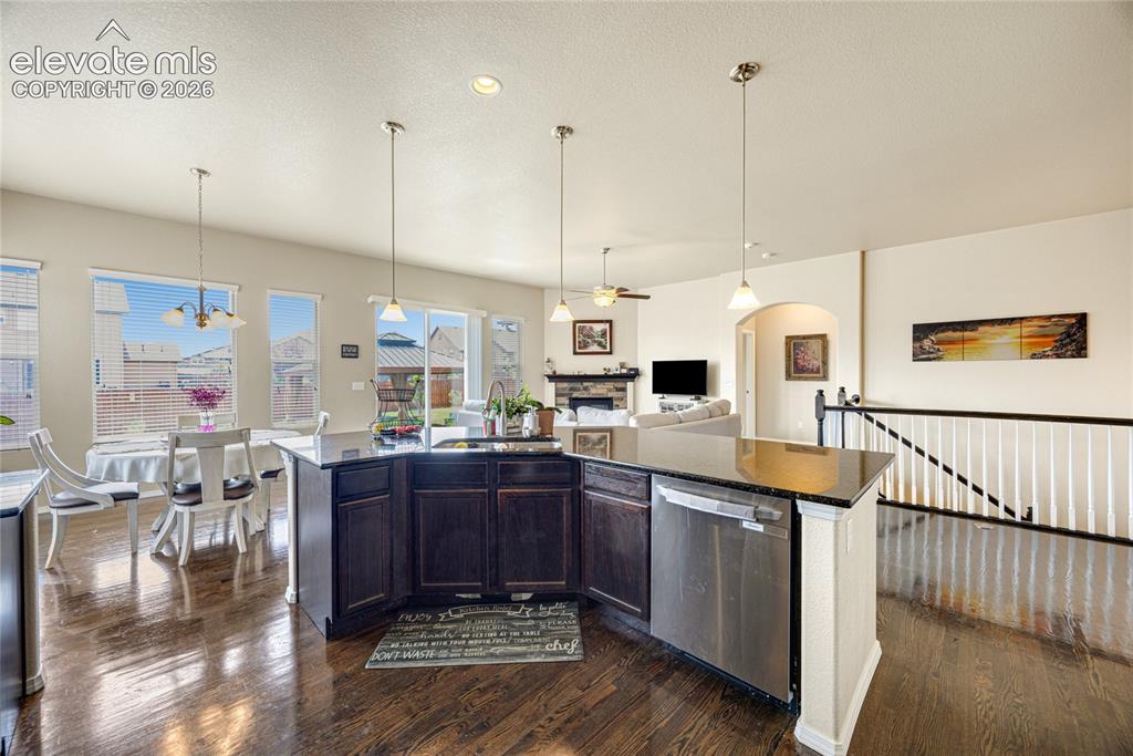 Image 9 of 43: Kitchen