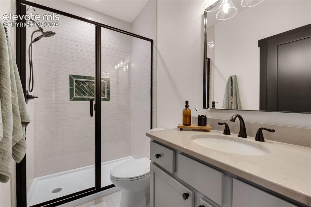 Image 15 of 29: Main level bath